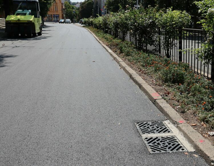 Приключва ремонтът на част от „Раковски“, в понеделник затварят нов участък