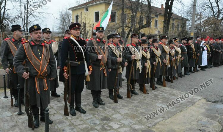 “Шести конен полк” – Харманли