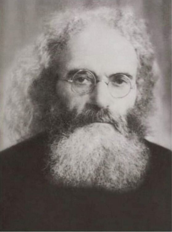 Предлагат отец Евстати Янков да стане почетен гражданин на община Чепеларе. 