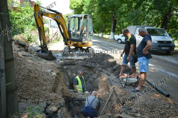 Част от „Хисаря“ без вода заради авария