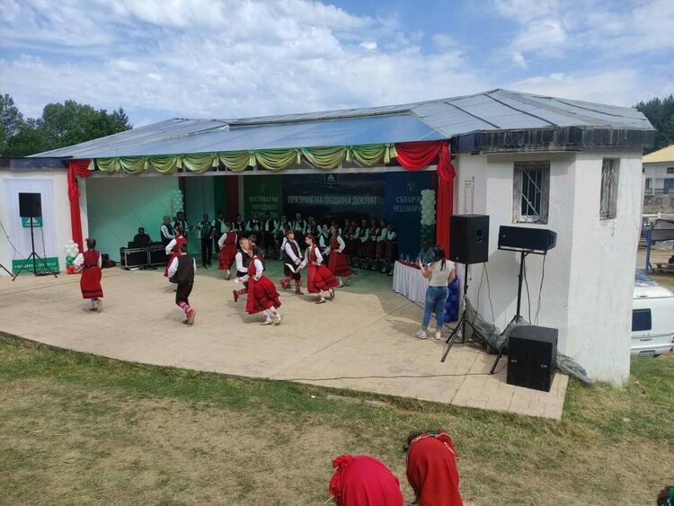 Тридневни веселби край Доспат за празника и Събора на чешмарите