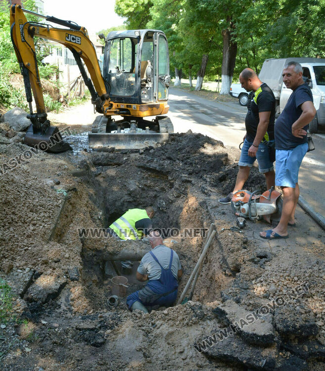 Част от „Хисаря“ без вода заради авария