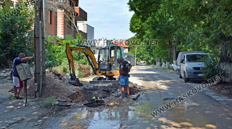 Част от „Хисаря“ без вода заради авария