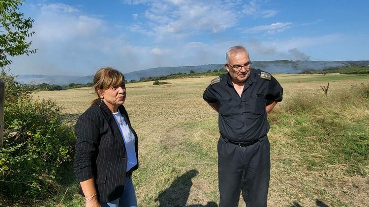 Локализираха пожара с изпепелените къщи, продължава да гори между Пъстрогор и Младиново