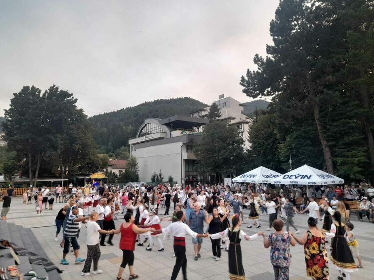 "Вечерта на Грохотно" предизвика фурор в Девин 