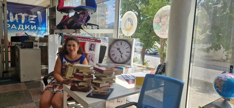 Над 500 книги си търсят дом с инициативата "Дари словото с дом!" в Смолян