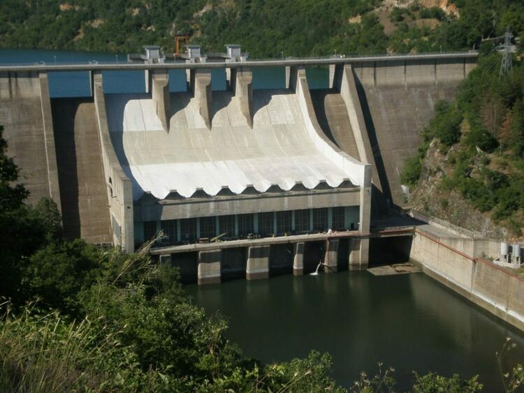 Ивайловград с най-висок капацитет възобновяеми енергийни източници на глава от населението, Хасково- на дъното