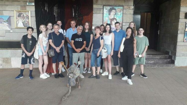 С мюзикъла "FAME" се възстановява Академията на изкуствата в Смолян