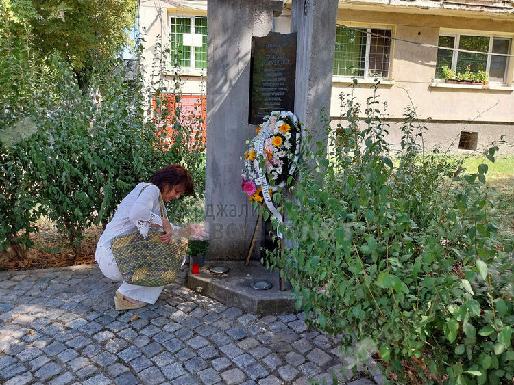 Кърджалийци почетоха жертвите на тоталитарните режими 