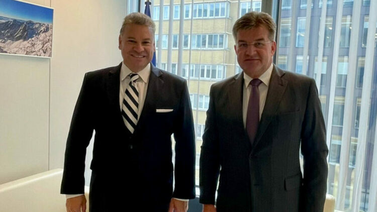 Мирослав Лайчак и специалния пратеник на Съединените щати за Западните Балкани Габриел Ескобар