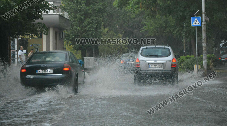 Порой, градушка и гръмотевици в Хасково