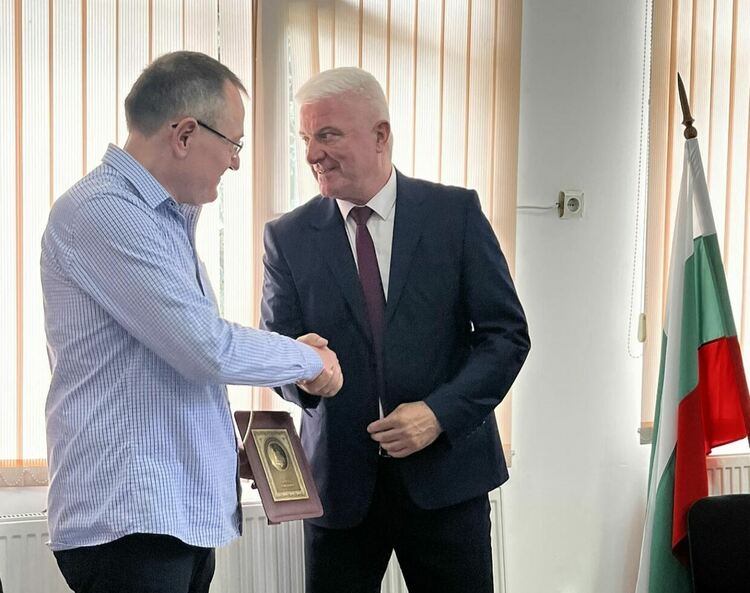 Званието ,,Почетен гражданин на Община Чепеларе’’ на протойерей Евстати Янков бе връчено посмъртно на неговия правнук 