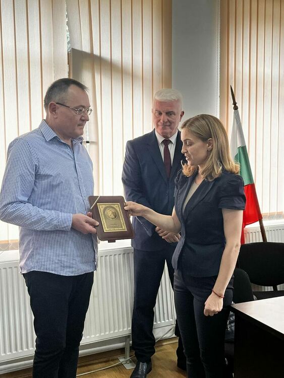 Званието ,,Почетен гражданин на Община Чепеларе’’ на протойерей Евстати Янков бе връчено посмъртно на неговия правнук 