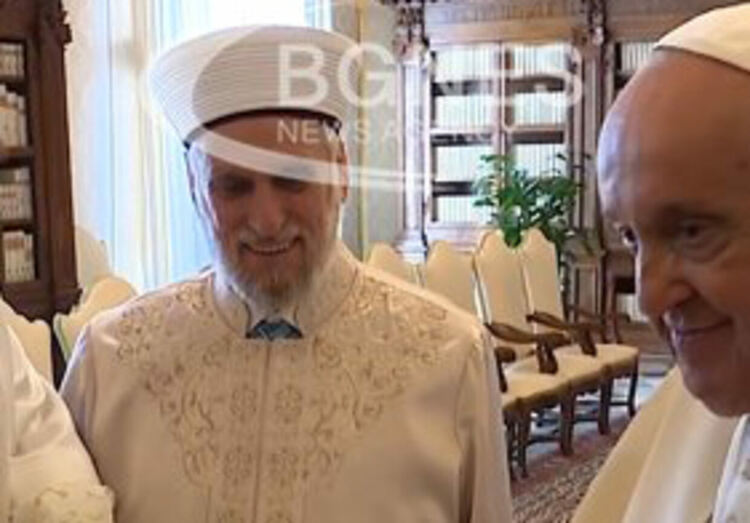 Кметът ,свещеникът и мюфтията на Кърджали бяха приети от папа Франциск