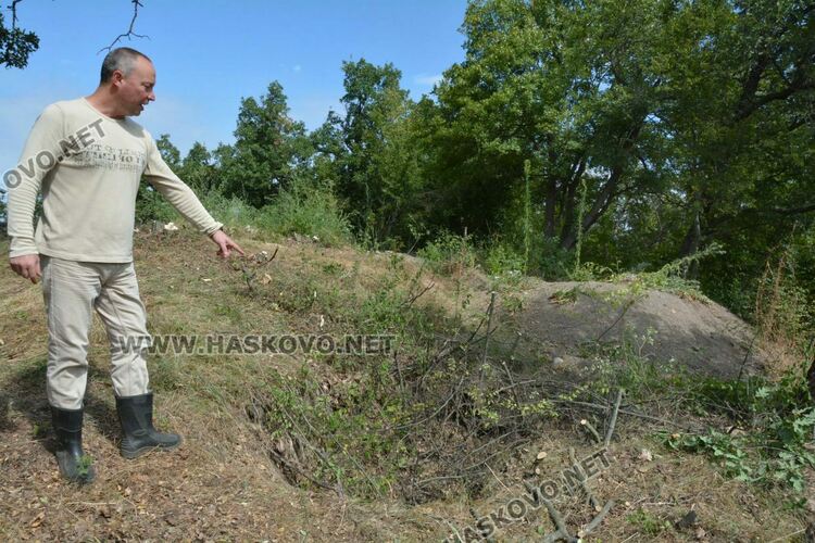 сномки: архив.Археологът Данаил Огнянов на обекта, където в понеделник започва проучването