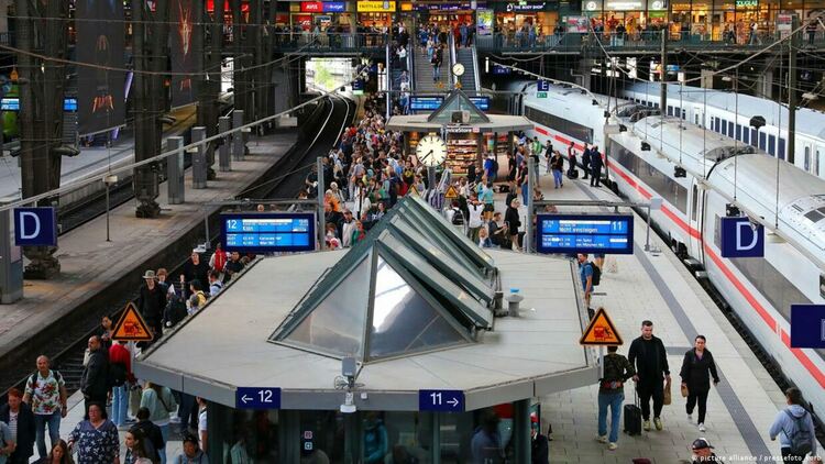 В Германия влаковете редовно закъсняват, дори отпадат.