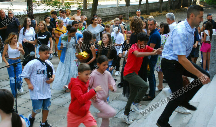 Откриха новата учебна година в Спортното училище с 215 деца