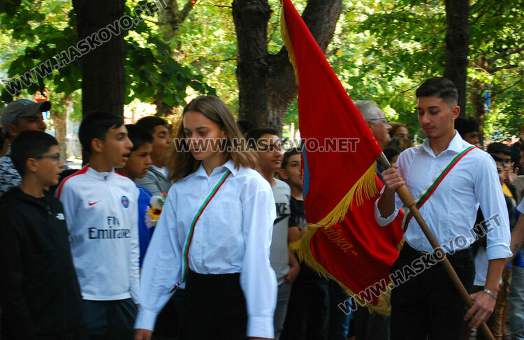 Откриха новата учебна година в Спортното училище с 215 деца