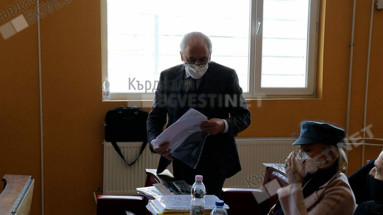 Делото срещу Лютви Местан започва отначало