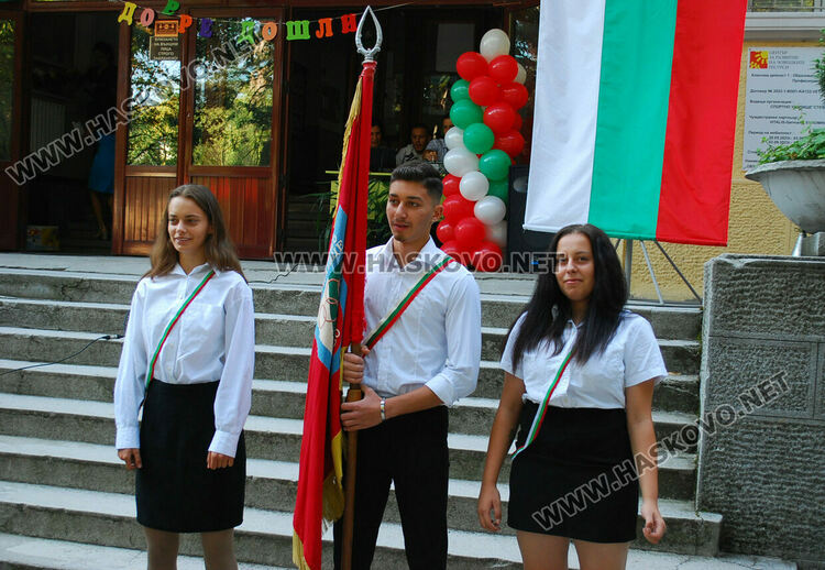 Откриха новата учебна година в Спортното училище с 215 деца