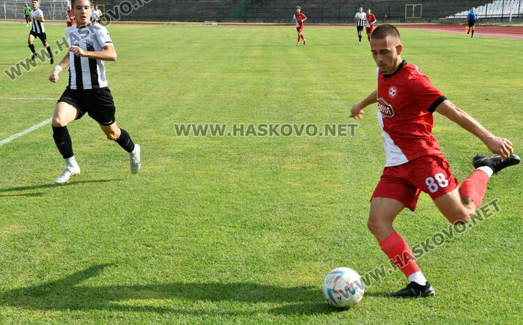 „Саяна Хасково“ с четвърти успех в първенството
