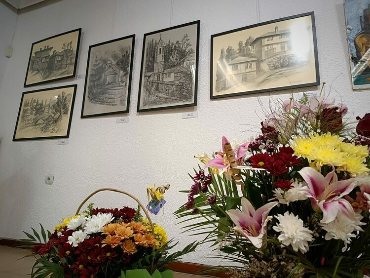 Уредниците от Художествената галерия откриха обща изложба