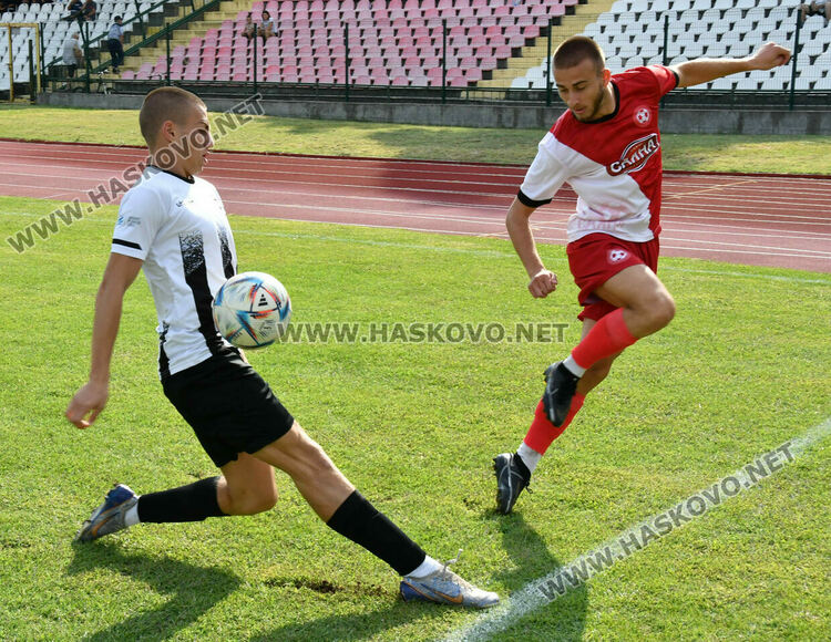„Саяна Хасково“ с четвърти успех в първенството