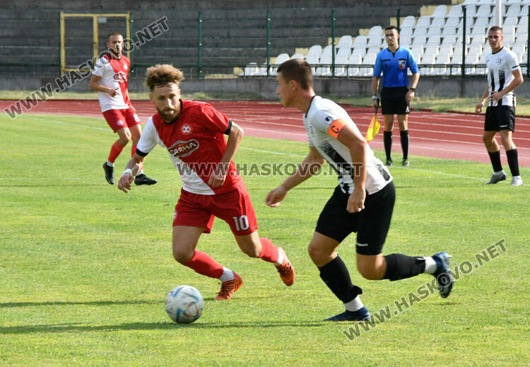 „Саяна Хасково“ с четвърти успех в първенството