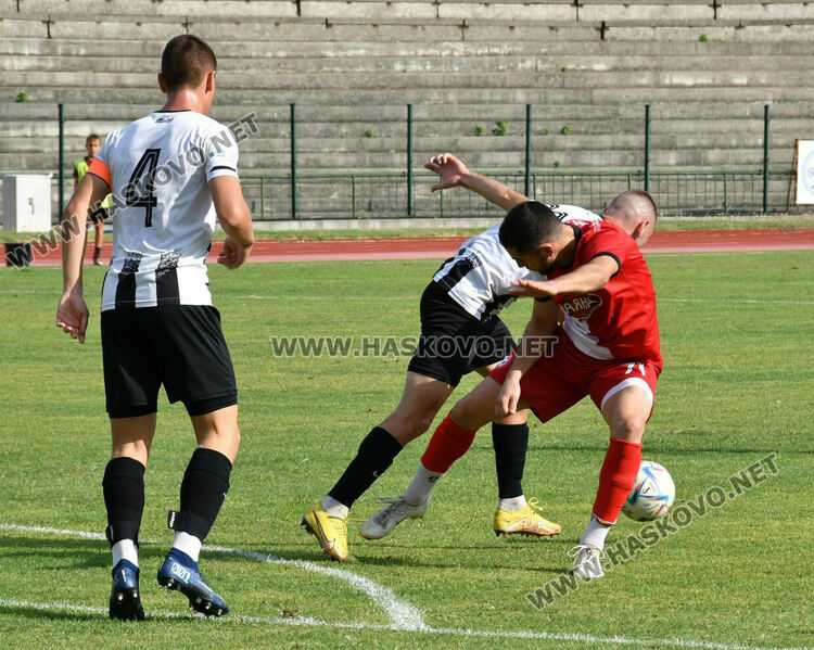 „Саяна Хасково“ с четвърти успех в първенството