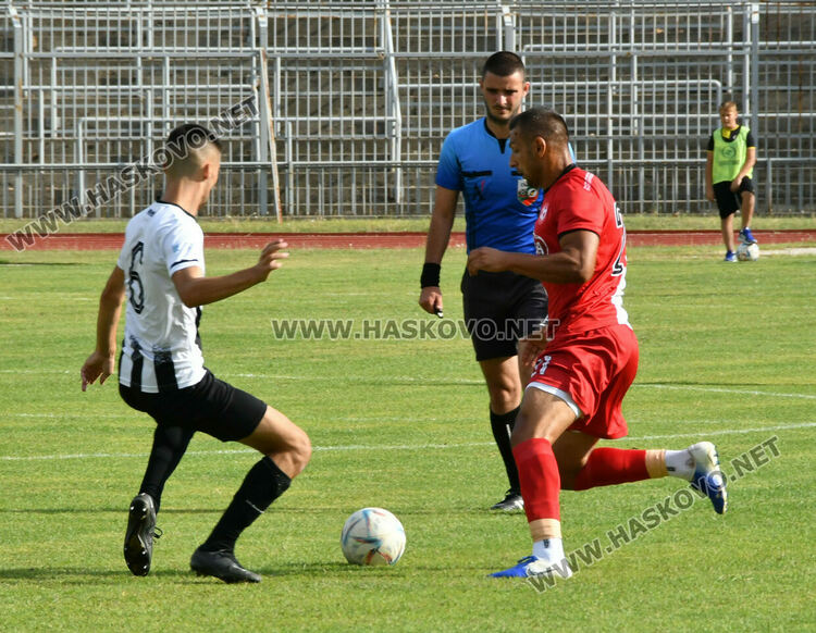 „Саяна Хасково“ с четвърти успех в първенството