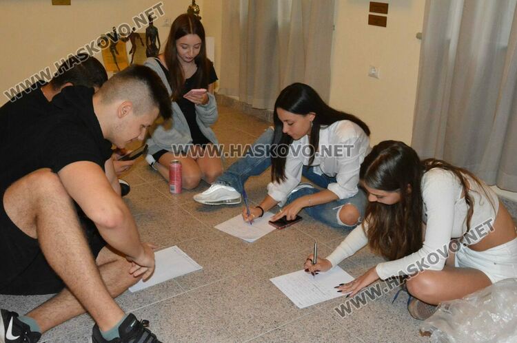 Младежи дебатираха последствията от Covid-19