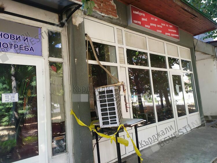 Климатик се срути от „преумора”в Кърджали,няма пострадали