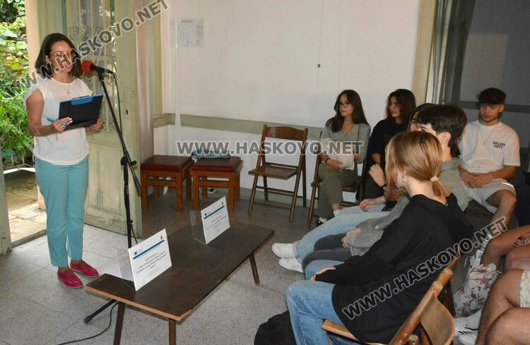 Младежи дебатираха последствията от Covid-19