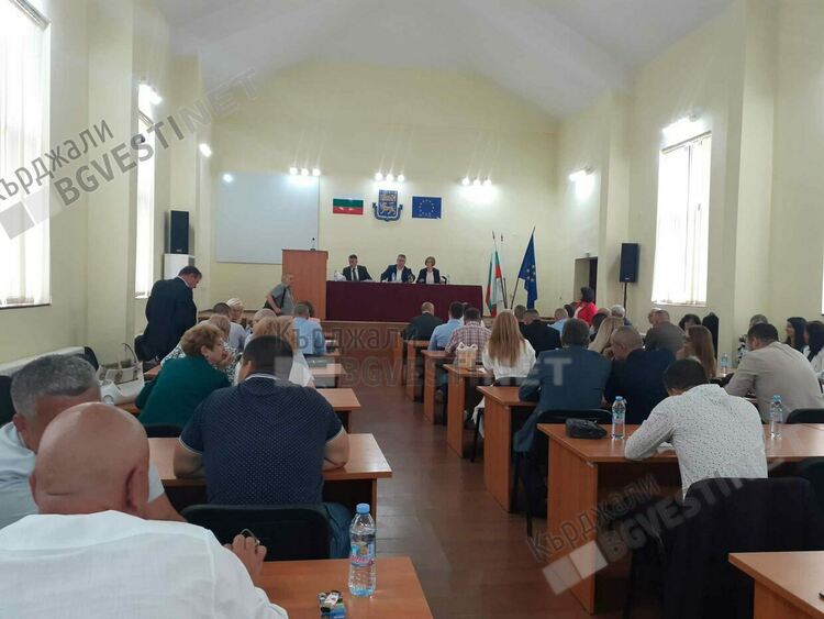 Бюджет от близо 107 млн. лева гласуваха общинските съветници в Кърджали за настоящата година
