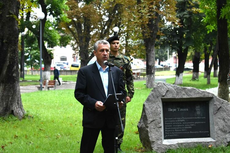 Кметът Грудев: Съединението е урок по достойнство пред целия свят