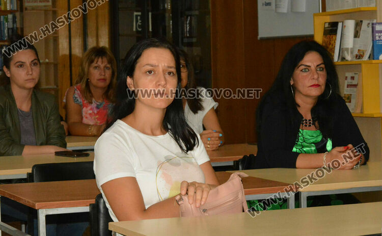 Представиха пред хасковлии лауреати от националния конкурс „Южна пролет“