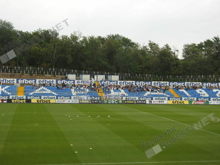    	 Футболният съдийски  елит от България и Турция се среща в Кърджали 