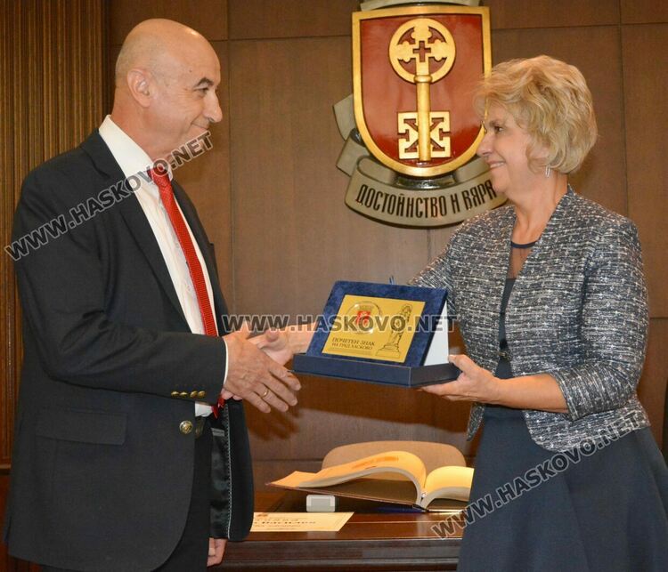 д-р Митко Василев и Таня Захариева