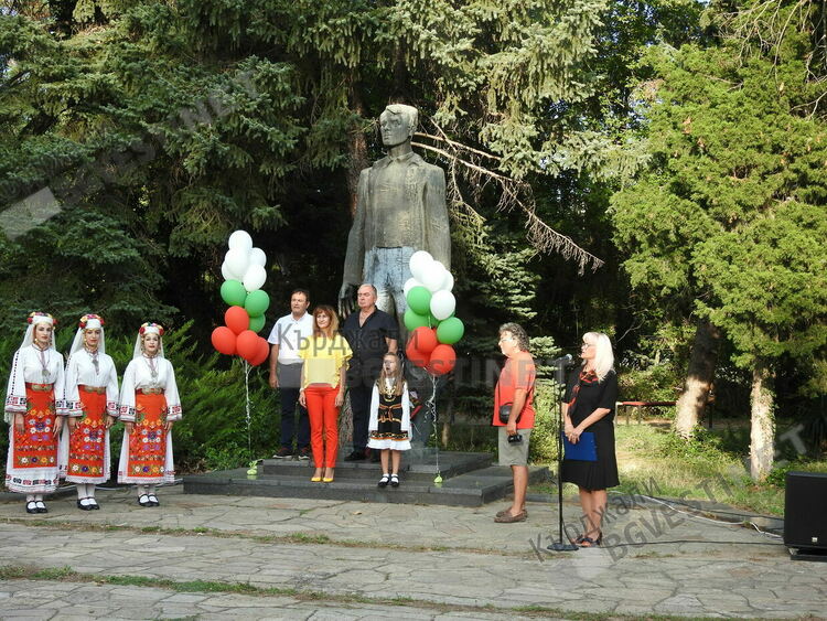 Социалистите в Кърджали отбелязват днес Девети септември