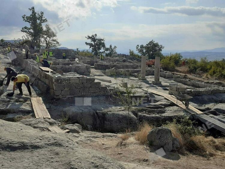 Реставрацията на базиликата на Перперикон ще е готова до 15 дни