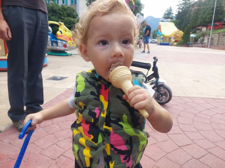 Метеорологът Минчо Хаджиев отново ще раздава безплатен сладолед 