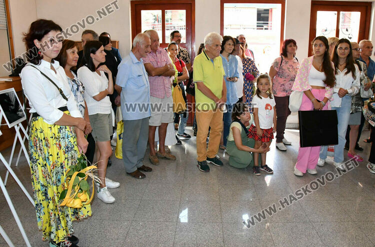 Фотографската изложба "Сага за огън и лед" откри "Арткрафт фест"