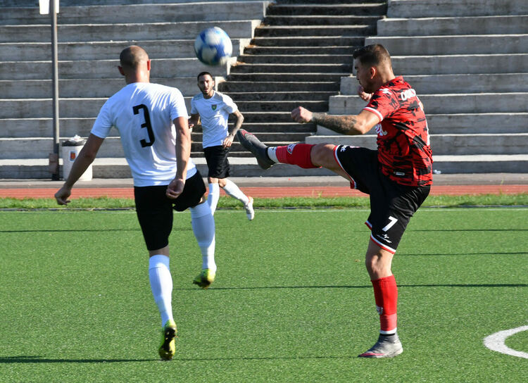 Най-новият футболен отбор на Хасково записа първа победа