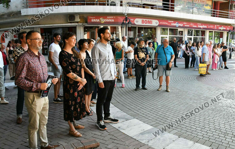 Фотографската изложба "Сага за огън и лед" откри "Арткрафт фест"