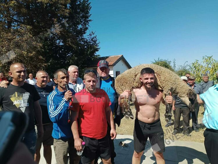      Мустафа Кафеджи от Кърджали вдигна коча на народните борби в Токачка, Крумовградско