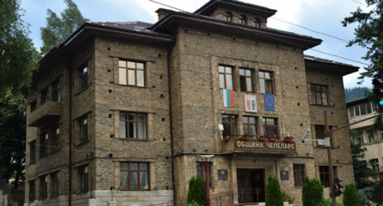 Театрални представления за правата на човека на сцената на читалището в Чепеларе