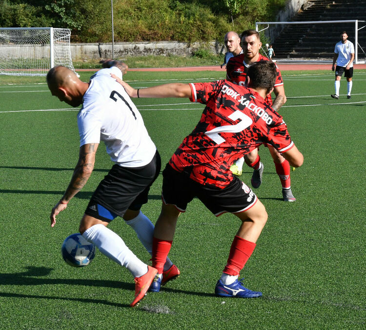 Най-новият футболен отбор на Хасково записа първа победа