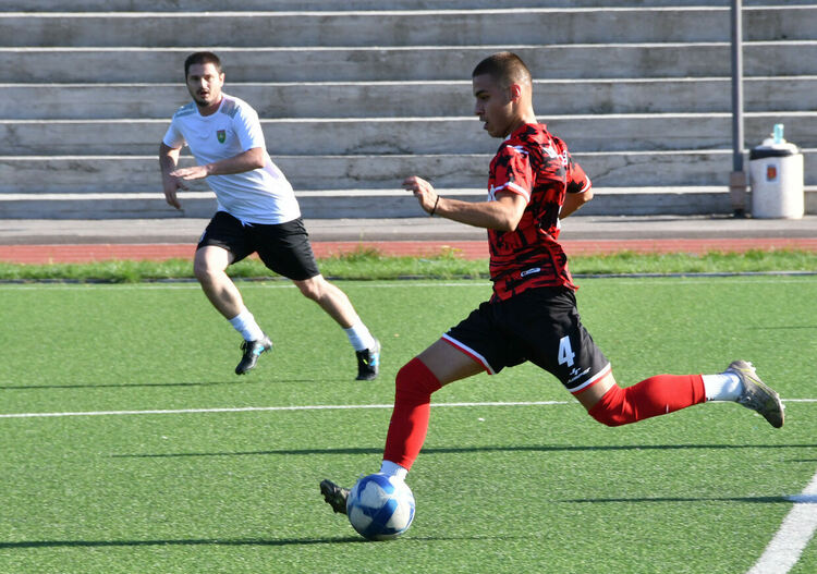 Най-новият футболен отбор на Хасково записа първа победа