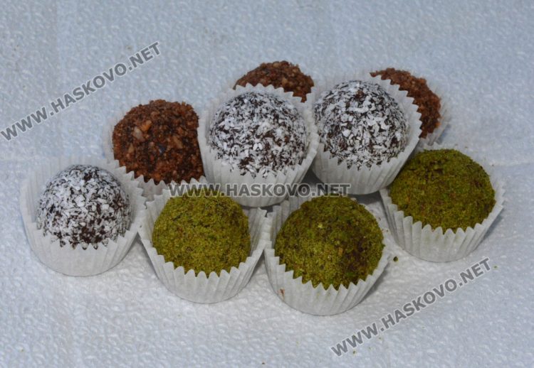 Седем арт работилнички предизвикаха малки и големи да творят