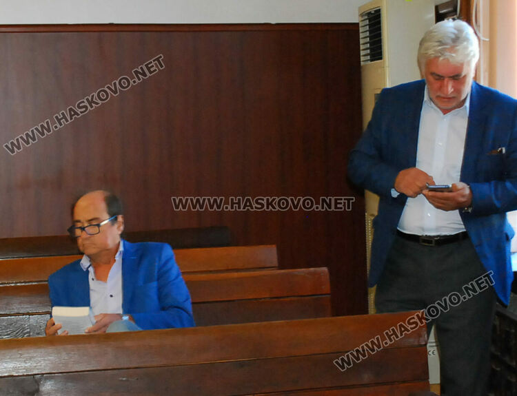 Съдът върна на прокуратурата делото срещу ОПГ с гранични полицаи за трафик на хора